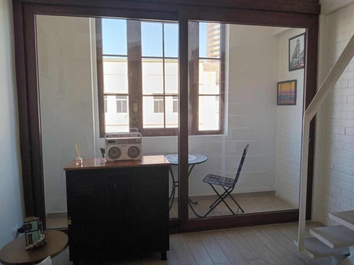 Hom I Hermoso Loft 2pax En Cerro Baron Y Estacionamiento 2213 Valparaíso