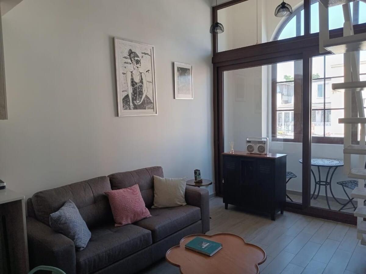 Apartamento Hom I Hermoso Loft 2pax En Cerro Baron Y Estacionamiento 2213 *